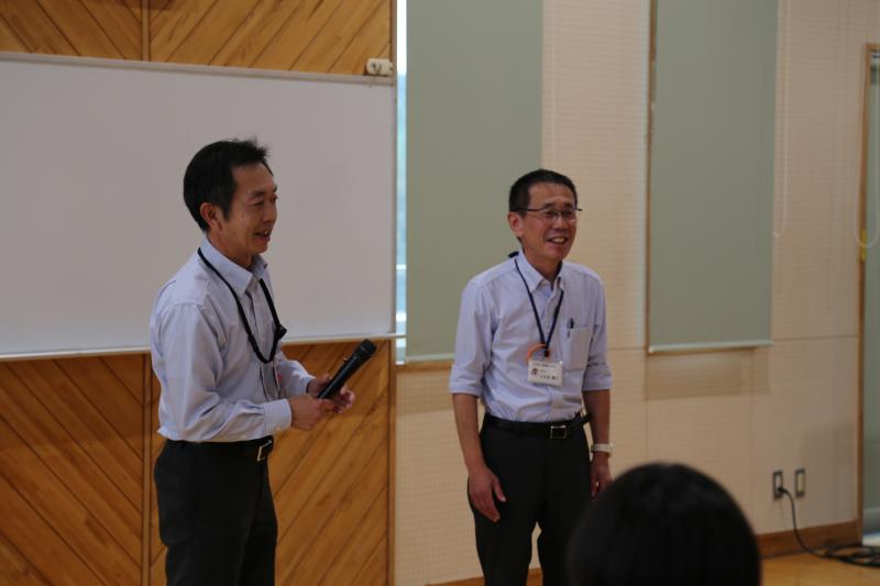 校長と副所長