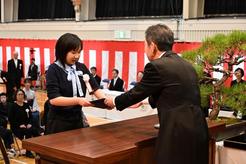 卒業証書授与